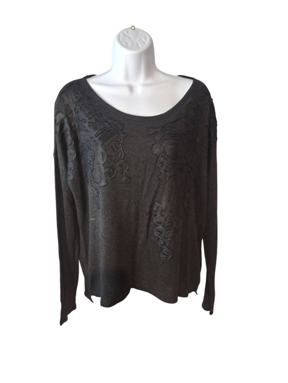 Cecico Black Embroidered Sweater Medium Boho Gothic Cottagecore Soft Knit